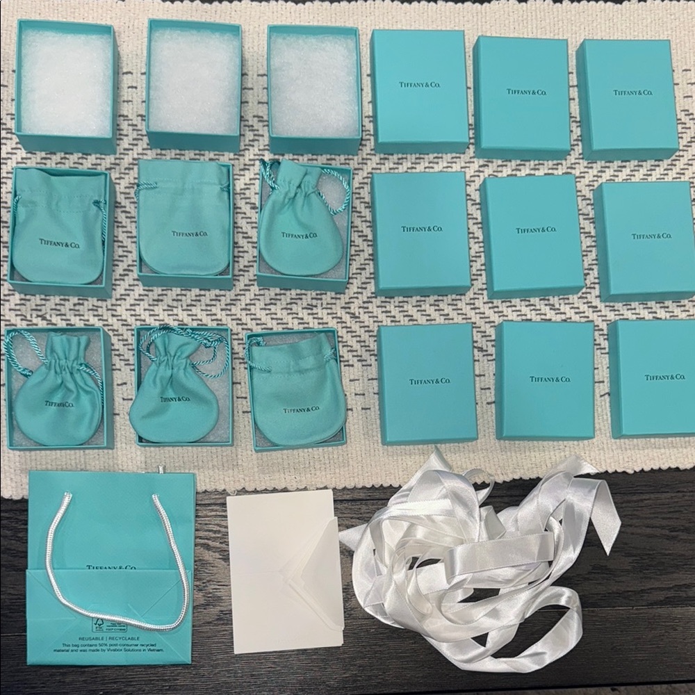 Tiffany & Co. Blue Gift Boxes and Bags Set